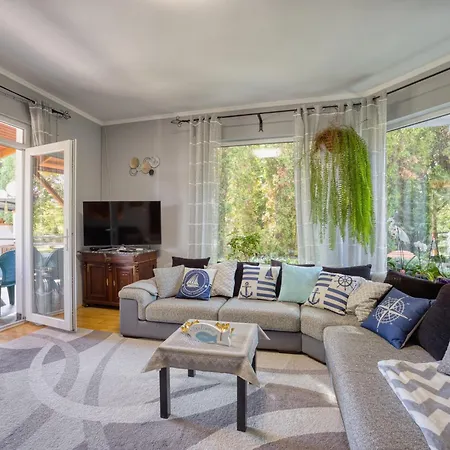 Feriehus Emoeke By Interhome